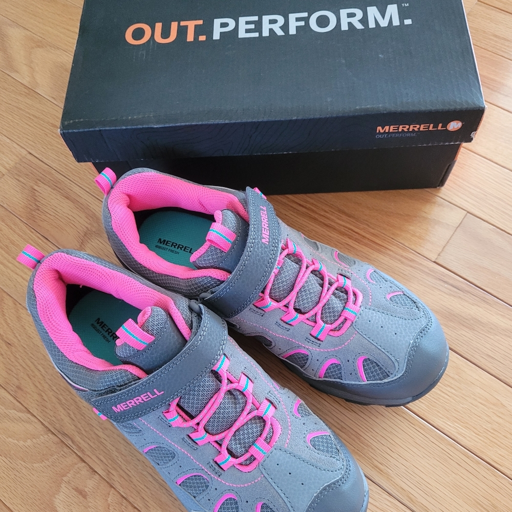 Merrell hiking shoes - Picture 3 of 4